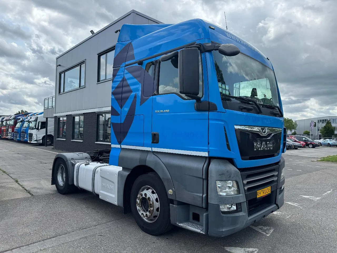 MAN TGX 18.460 4X2 EURO 6 ONLY 439042 KM TÜV TILL 02 - Tractor: foto 3 MAN TGX 18.460 4X2 EURO 6 ONLY 439042 KM TÜV TILL 02 - Tractor: foto 3