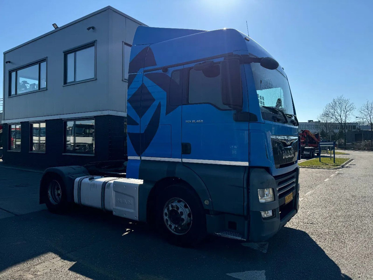 MAN TGX 18.460 4X2 EURO 6 ONLY 439042 KM TÜV TILL 02 - Tractor: foto 3 MAN TGX 18.460 4X2 EURO 6 ONLY 439042 KM TÜV TILL 02 - Tractor: foto 3