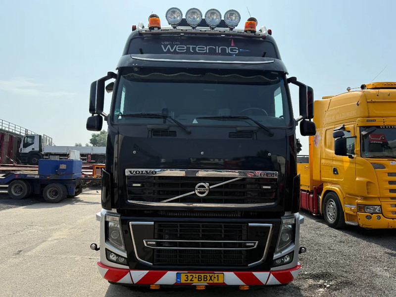 Volvo FH 16.750 8X4 - 160 TON + RETARDER - Tractor: foto 2 Volvo FH 16.750 8X4 - 160 TON + RETARDER - Tractor: foto 2