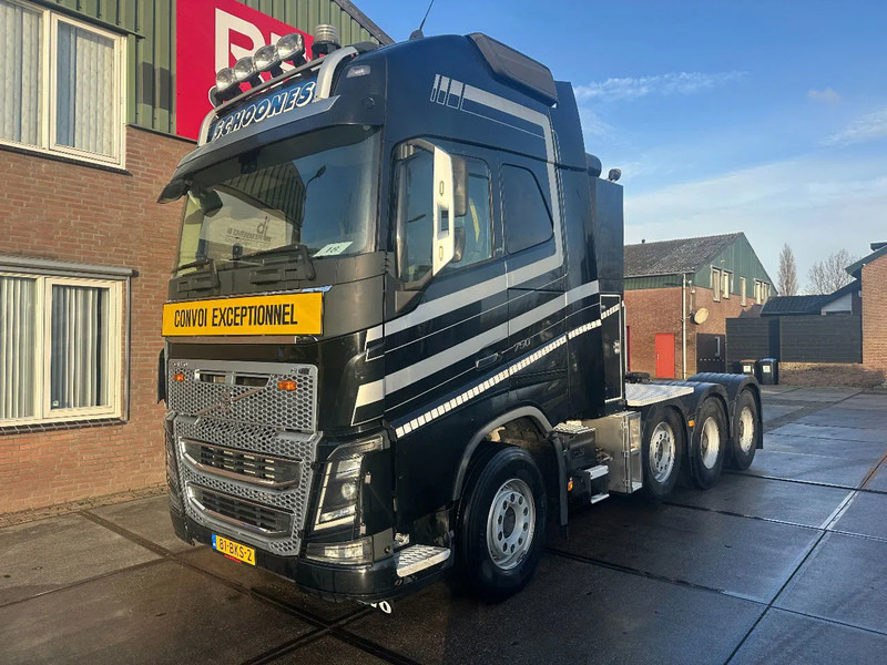 Volvo FH 16.750 8X4 170 TON, INTARDER - Tractor: foto 1 Volvo FH 16.750 8X4 170 TON, INTARDER - Tractor: foto 1