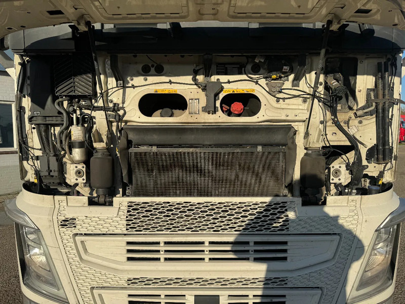 Tractor Volvo FH 460 6X2 EURO 6 CHASSIS 2021 STEERING AXLE SKIRTS: foto 9 Tractor Volvo FH 460 6X2 EURO 6 CHASSIS 2021 STEERING AXLE SKIRTS: foto 9