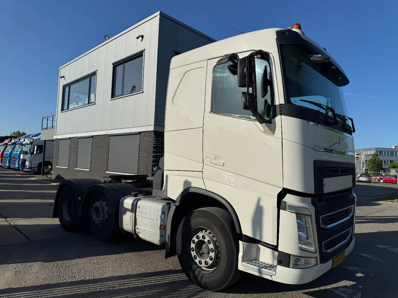 Volvo FH 460 6X2 - EURO 6 + LIFTING AXLE - Tractor: foto 3 Volvo FH 460 6X2 - EURO 6 + LIFTING AXLE - Tractor: foto 3