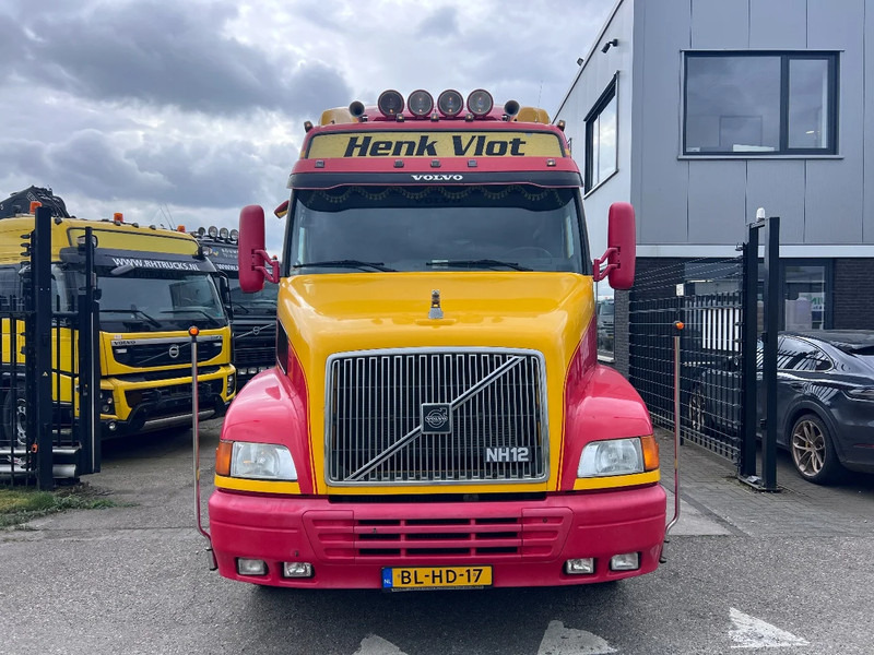 Volvo NH 12.460 4X2 - *MARGE* - EURO 2 - Tractor: foto 3 Volvo NH 12.460 4X2 - *MARGE* - EURO 2 - Tractor: foto 3