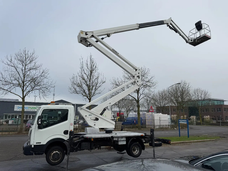 Nissan Cabstar 35.12 + ISOLI 21 METER AERIAL PLATFORM - Veículo comercial: foto 2 Nissan Cabstar 35.12 + ISOLI 21 METER AERIAL PLATFORM - Veículo comercial: foto 2