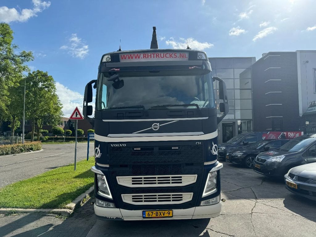 Volvo FH 500 8X2 EURO 6 + PALFINGER T22 HOOKLIFT - Camião polibenne: foto 2 Volvo FH 500 8X2 EURO 6 + PALFINGER T22 HOOKLIFT - Camião polibenne: foto 2
