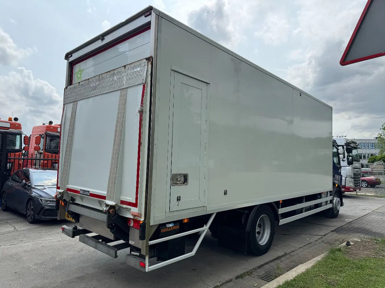 Volvo FL 250 4X2 - EURO 6 + DHOLLANDIA LIFT + TÜV 04-2 - Camião furgão: foto 5 Volvo FL 250 4X2 - EURO 6 + DHOLLANDIA LIFT + TÜV 04-2 - Camião furgão: foto 5