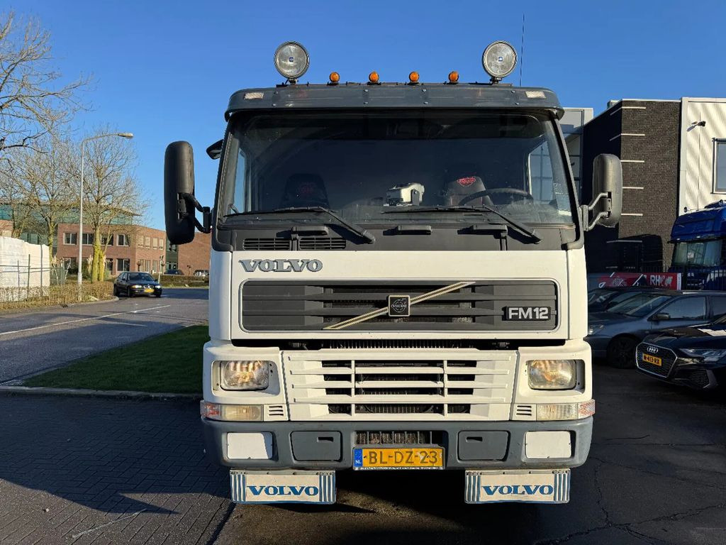 Volvo FM 12.340 6X2 - EURO 3 + PALFINGER PK15002 + LIF - Camião de caixa aberta/ Plataforma, Camião grua: foto 2 Volvo FM 12.340 6X2 - EURO 3 + PALFINGER PK15002 + LIF - Camião de caixa aberta/ Plataforma, Camião grua: foto 2