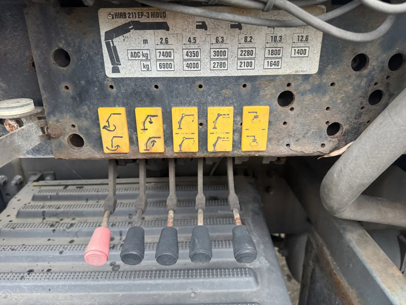 Volvo FM 9.340 6X2 EURO 5 HIAB 211 EP3 + REMOTE CONTROL - Camião grua: foto 5 Volvo FM 9.340 6X2 EURO 5 HIAB 211 EP3 + REMOTE CONTROL - Camião grua: foto 5