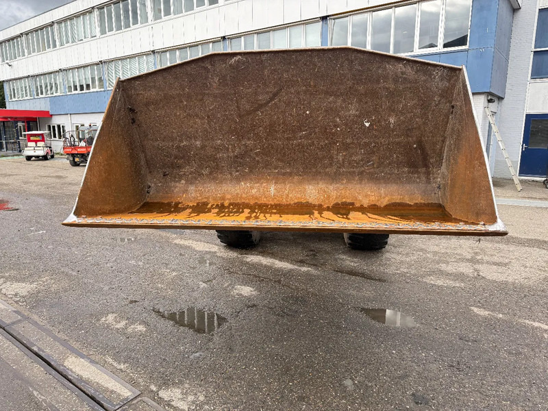 Volvo L120H, CE, 8314 UUR + CDC-STEERING - Pá carregadora de rodas: foto 4 Volvo L120H, CE, 8314 UUR + CDC-STEERING - Pá carregadora de rodas: foto 4