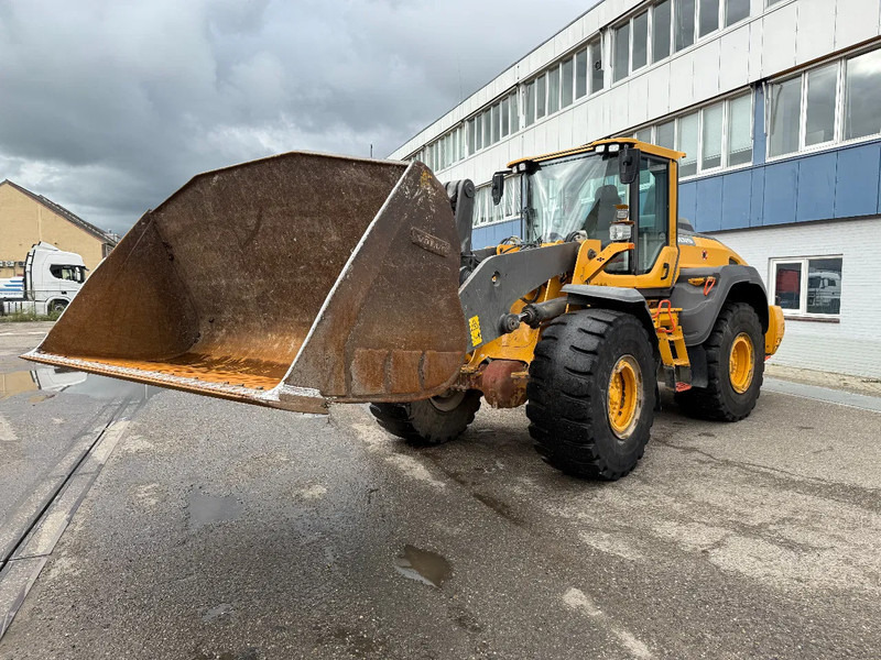 Volvo L120H, CE, 8314 UUR + CDC-STEERING - Pá carregadora de rodas: foto 3 Volvo L120H, CE, 8314 UUR + CDC-STEERING - Pá carregadora de rodas: foto 3