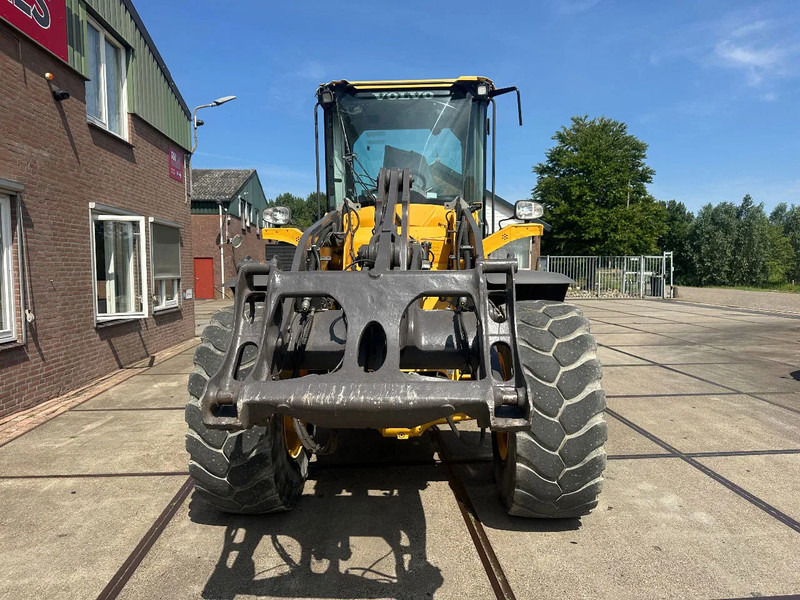 Volvo L60H , CE, 31359 HOURS, AUXILIARY HYDRAULICS, AIR CONDITIONER - Pá carregadora: foto 3 Volvo L60H , CE, 31359 HOURS, AUXILIARY HYDRAULICS, AIR CONDITIONER - Pá carregadora: foto 3