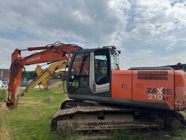 HITACHI ZX 210LC - Escavadora de rastos: foto 4 HITACHI ZX 210LC - Escavadora de rastos: foto 4