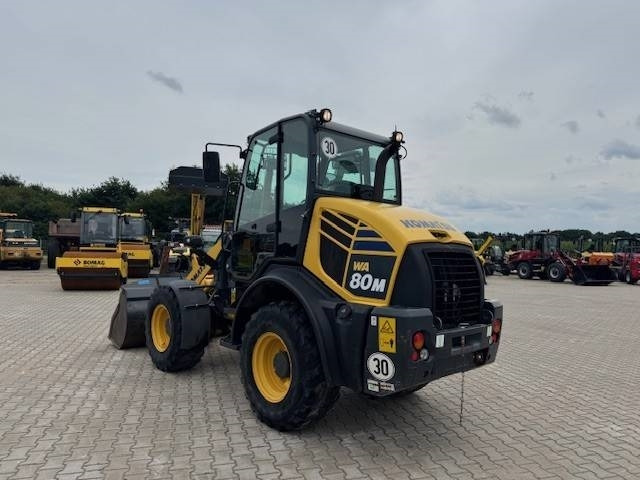 KOMATSU WA 80M - Pá carregadora de rodas: foto 2 KOMATSU WA 80M - Pá carregadora de rodas: foto 2