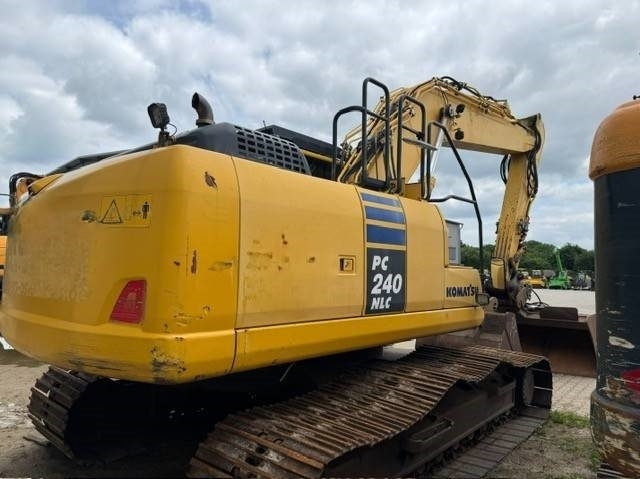 Komatsu PC 240 NLC-10 - Escavadora de rastos: foto 2 Komatsu PC 240 NLC-10 - Escavadora de rastos: foto 2