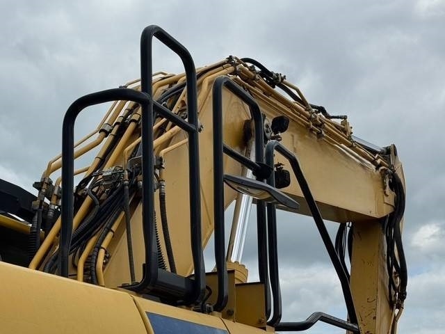 Komatsu PC 240 NLC-10 - Escavadora de rastos: foto 5 Komatsu PC 240 NLC-10 - Escavadora de rastos: foto 5
