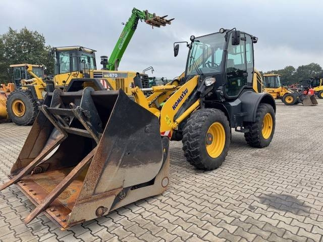 Komatsu WA 100 M-8  - Pá carregadora de rodas: foto 1 Komatsu WA 100 M-8  - Pá carregadora de rodas: foto 1