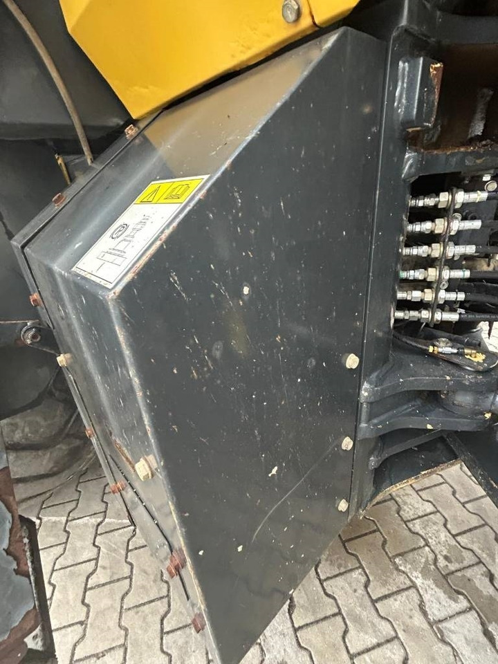 Komatsu WA 470-6 - Pá carregadora de rodas: foto 4 Komatsu WA 470-6 - Pá carregadora de rodas: foto 4