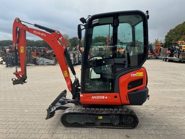 Kubota KX 019-4 - Mini escavadeira: foto 2 Kubota KX 019-4 - Mini escavadeira: foto 2