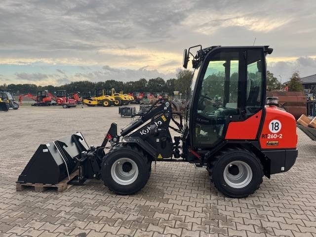 Kubota RT 260-2  - Pá carregadora de rodas: foto 1 Kubota RT 260-2  - Pá carregadora de rodas: foto 1