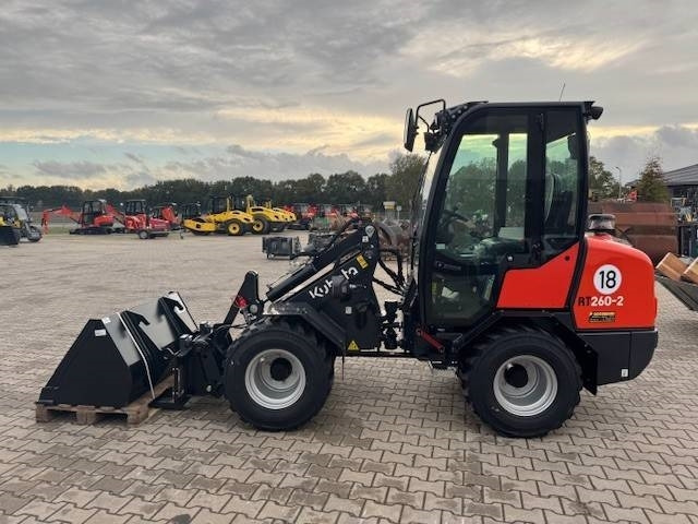 Kubota RT 260-2  - Pá carregadora de rodas: foto 3 Kubota RT 260-2  - Pá carregadora de rodas: foto 3