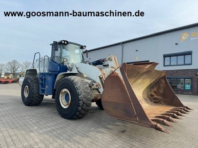 Liebherr L 586 - Pá carregadora de rodas: foto 1 Liebherr L 586 - Pá carregadora de rodas: foto 1
