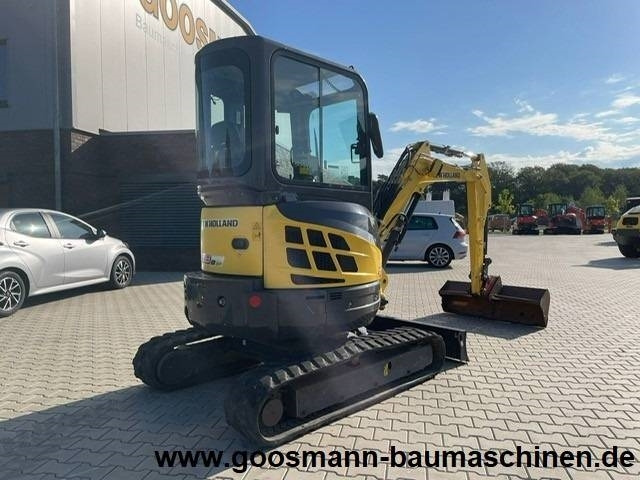 NEW HOLLAND E 29 B SR - Mini escavadeira: foto 4 NEW HOLLAND E 29 B SR - Mini escavadeira: foto 4