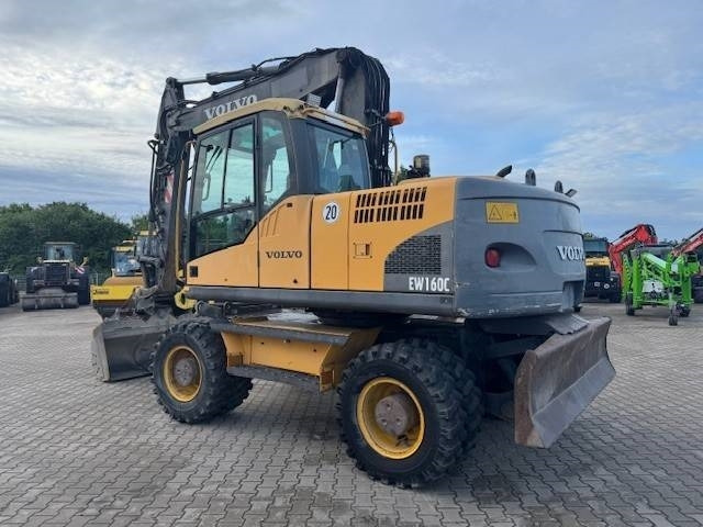 Volvo EW 160 C - Escavadeira de rodas: foto 1 Volvo EW 160 C - Escavadeira de rodas: foto 1