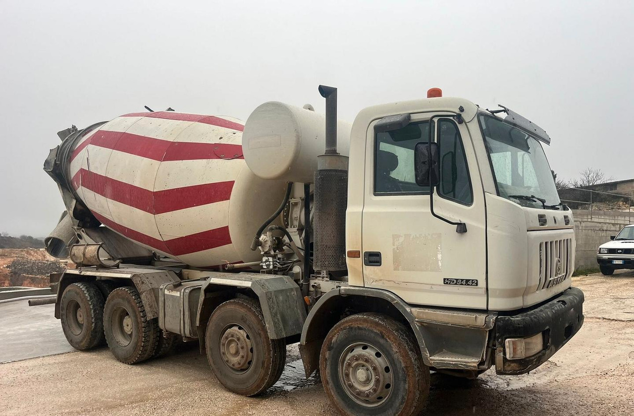 Autobetoniera Astra HD7 84 42 - Camião betoneira: foto 1 Autobetoniera Astra HD7 84 42 - Camião betoneira: foto 1