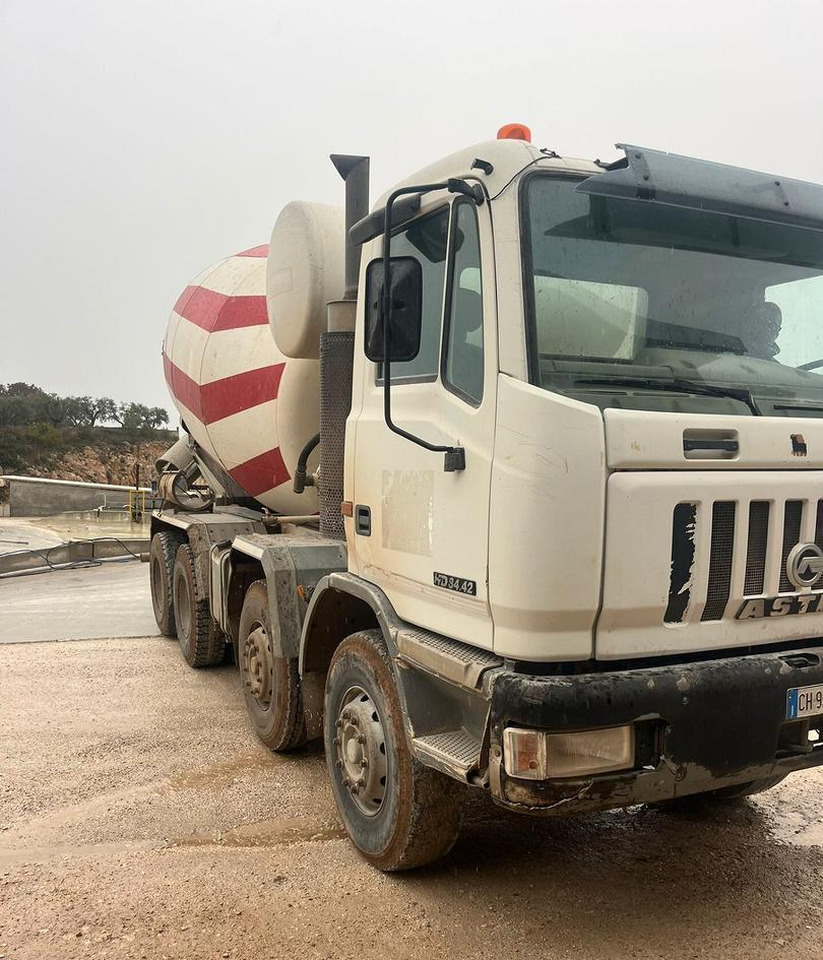 Autobetoniera Astra HD7 84 42 - Camião betoneira: foto 5 Autobetoniera Astra HD7 84 42 - Camião betoneira: foto 5