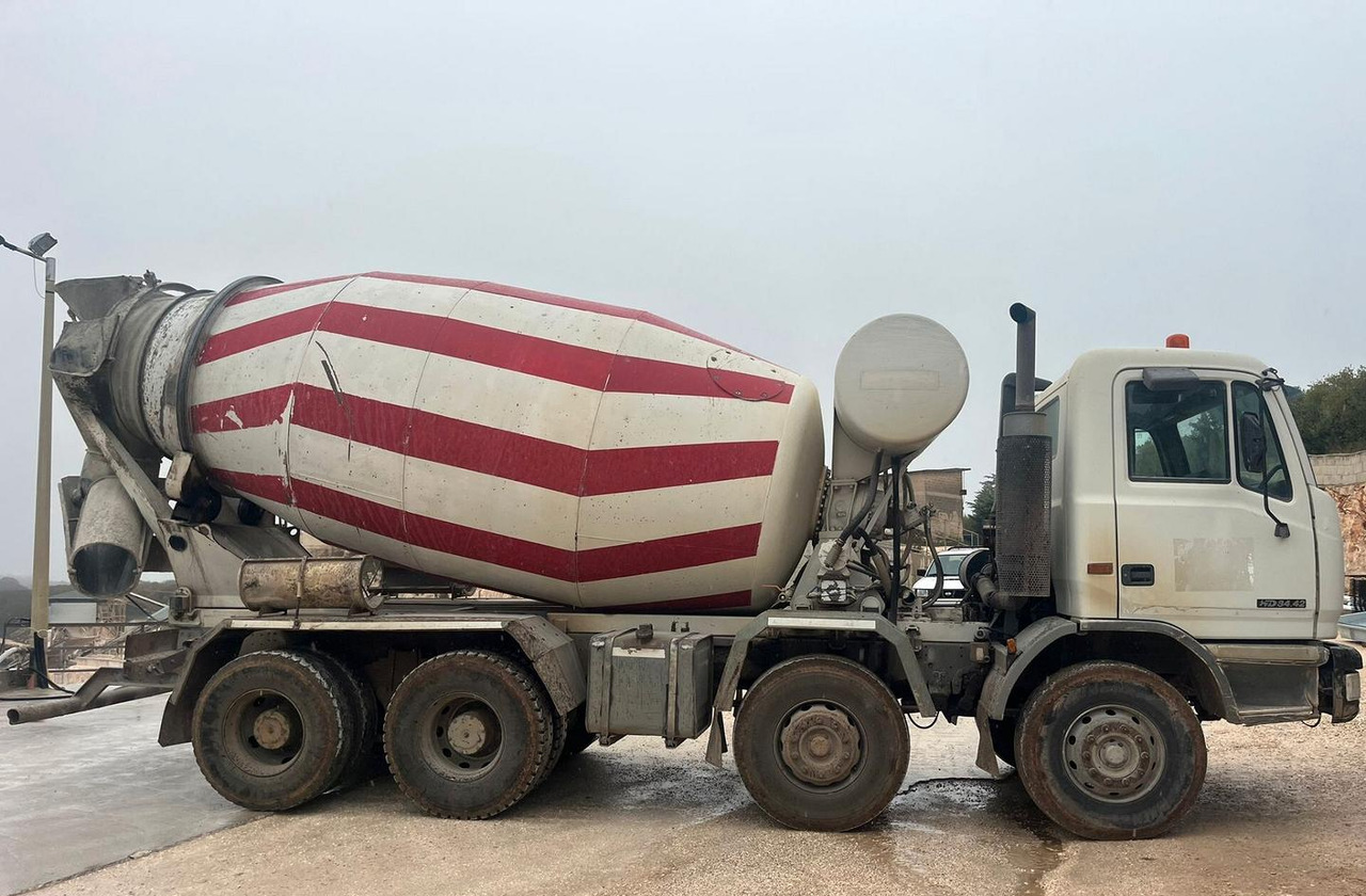 Autobetoniera Astra HD7 84 42 - Camião betoneira: foto 2 Autobetoniera Astra HD7 84 42 - Camião betoneira: foto 2