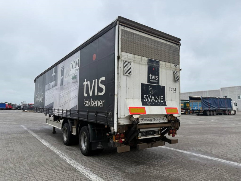 Fliegl Curtainsider / Planenauflieger / Gardin - Semi-reboque de lona: foto 5 Fliegl Curtainsider / Planenauflieger / Gardin - Semi-reboque de lona: foto 5