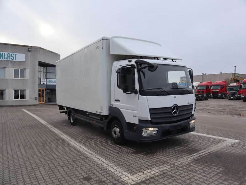 Mercedes-Benz Atego 816L EURO 6 - Camião furgão: foto 2 Mercedes-Benz Atego 816L EURO 6 - Camião furgão: foto 2