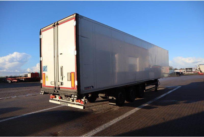 Schmitz Cargobull 3 aks Double Compartment / Doppelkammer - Semi-reboque frigorífico: foto 4 Schmitz Cargobull 3 aks Double Compartment / Doppelkammer - Semi-reboque frigorífico: foto 4