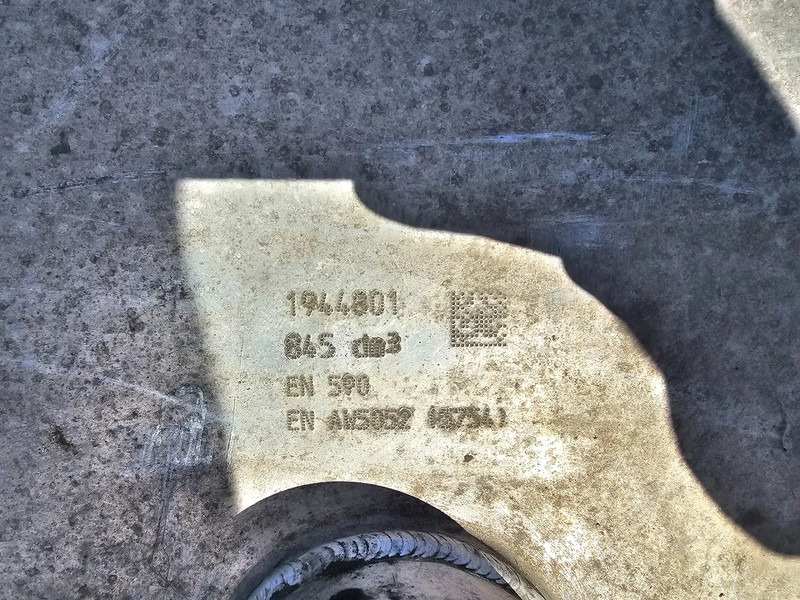 Tanque de combustível por Camião DAF Dieseltank - 1944801 - 845 Liter L68 B230 H63: foto 10