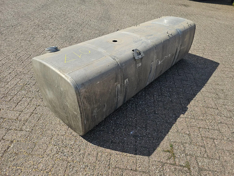 Tanque de combustível por Camião DAF Dieseltank - 1944801 - 845 Liter L68 B230 H63: foto 8