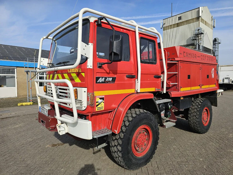 Renault M210 2000L Watertank - Carro de bombeiro: foto 1 Renault M210 2000L Watertank - Carro de bombeiro: foto 1