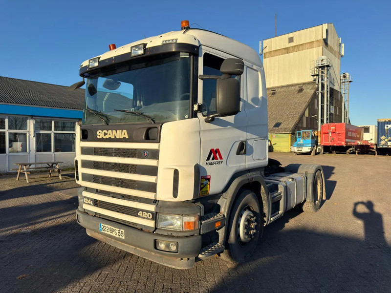 Scania 124L 420 A242X35CB - Tractor: foto 1 Scania 124L 420 A242X35CB - Tractor: foto 1