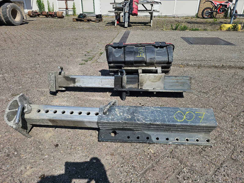 Estrutura/ Châssis por Camião jost Aluminium trailer steunpoot - 25KG: foto 6