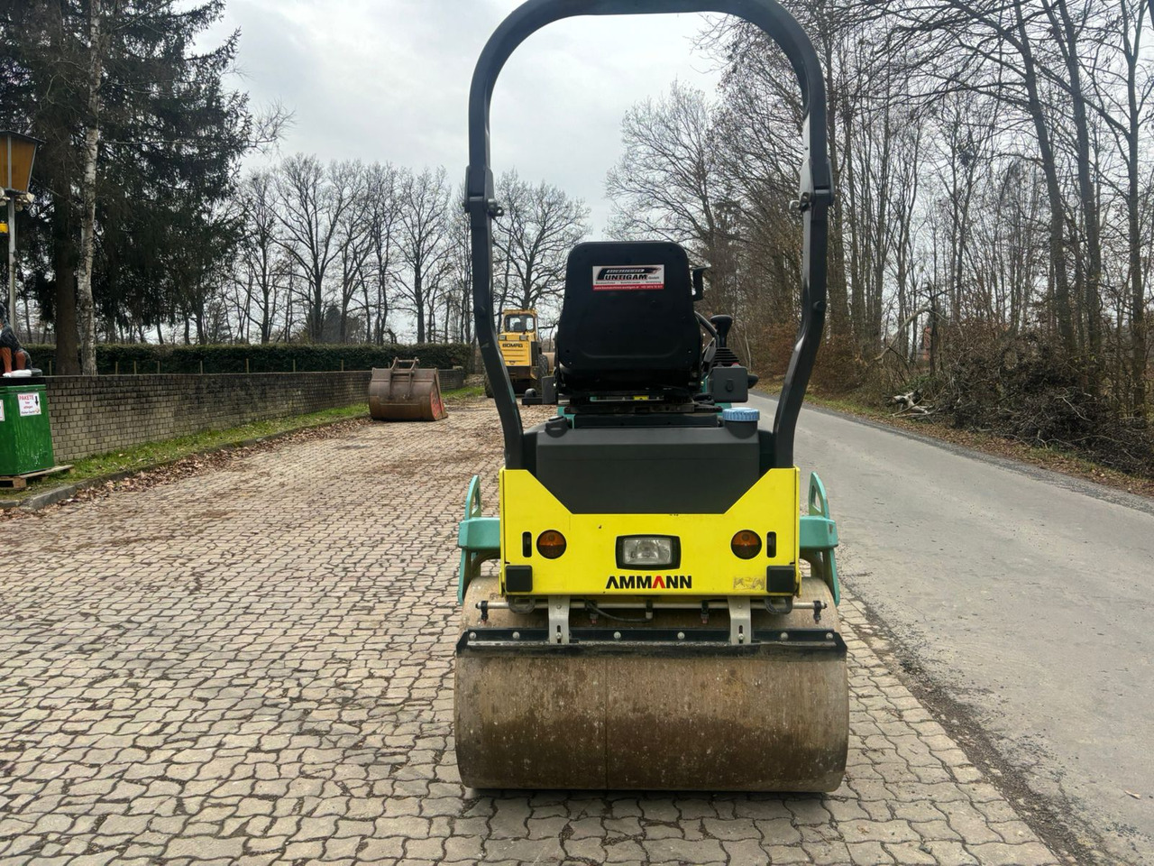 Compactador de asfalto AMMANN ARX 26: foto 6