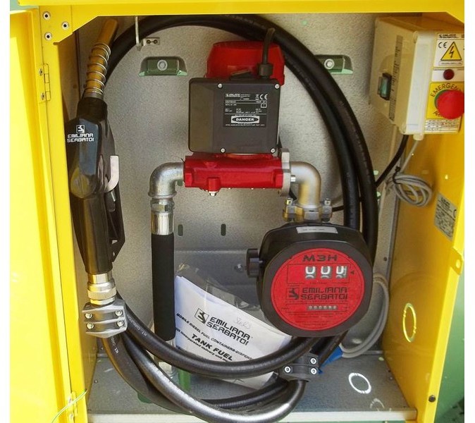 Depósito de armazenamento novo Emiliana Serbatoi TF3 Dieseltank: foto 7 Depósito de armazenamento novo Emiliana Serbatoi TF3 Dieseltank: foto 7