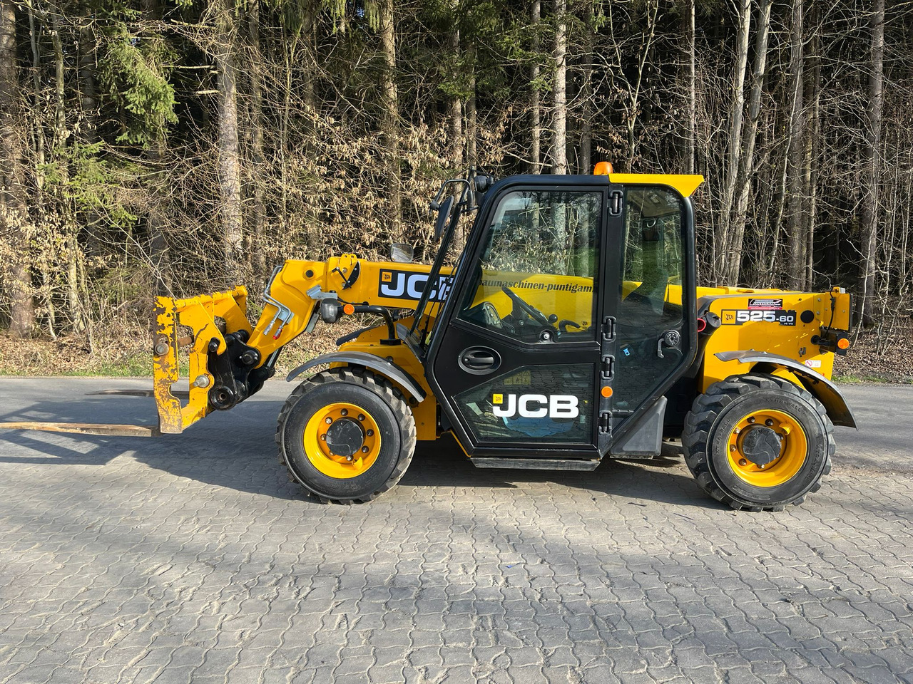 JCB 525-60 - Empilhador telescópico: foto 1 JCB 525-60 - Empilhador telescópico: foto 1