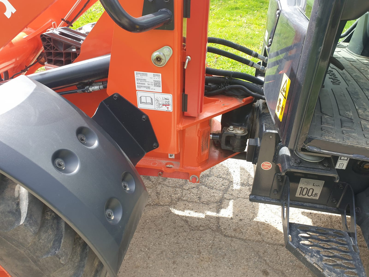 Leasing de KUBOTA R 070 KUBOTA R 070: foto 10