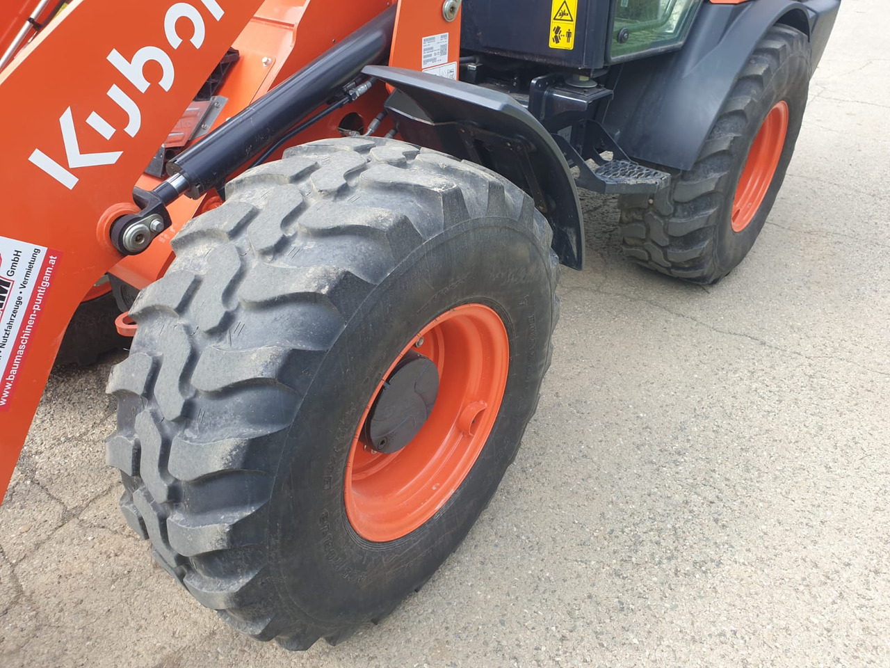 Leasing de KUBOTA R 070 KUBOTA R 070: foto 9
