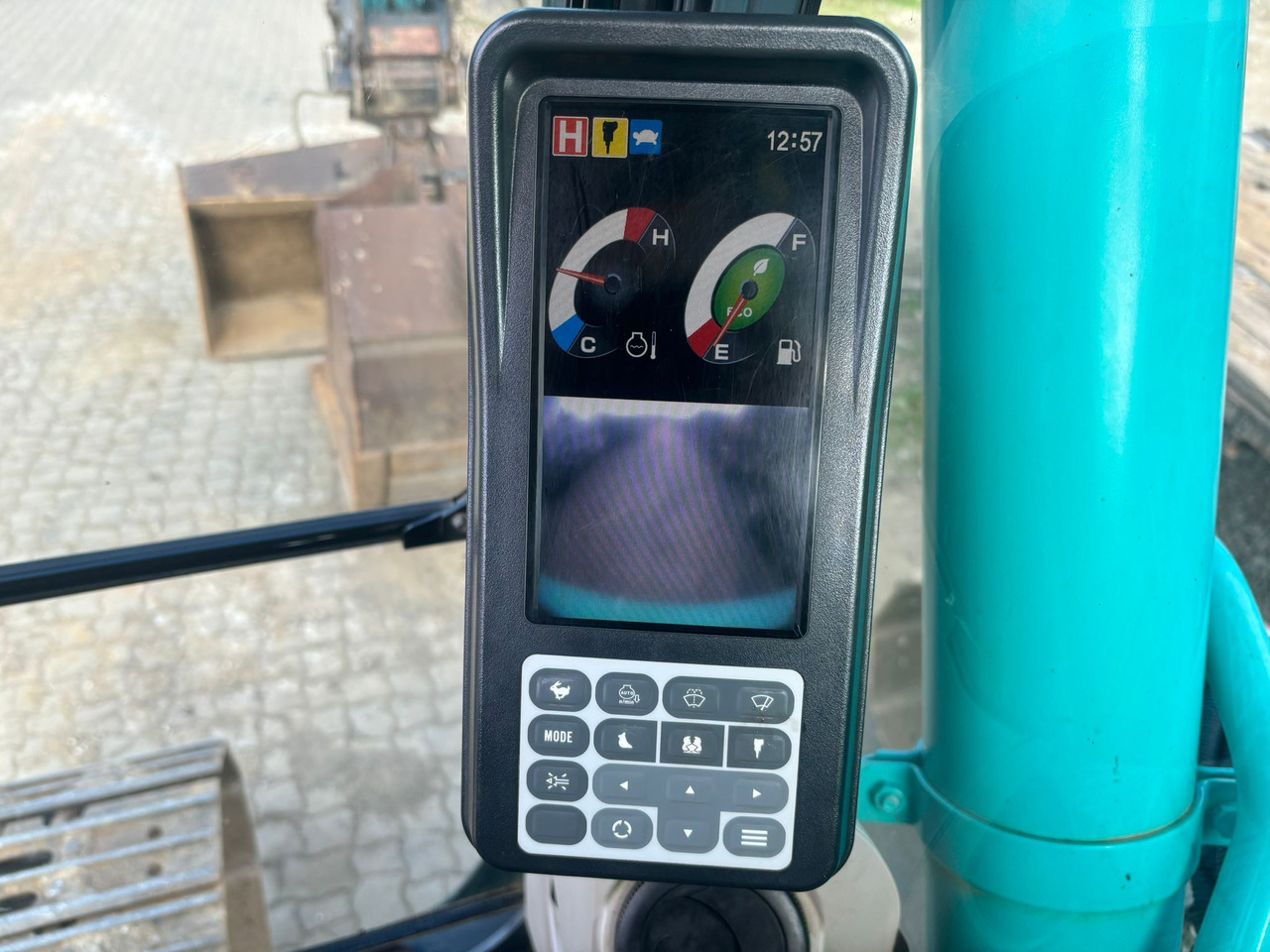 Escavadora de rastos Kobelco SK 210 NLC-9: foto 15