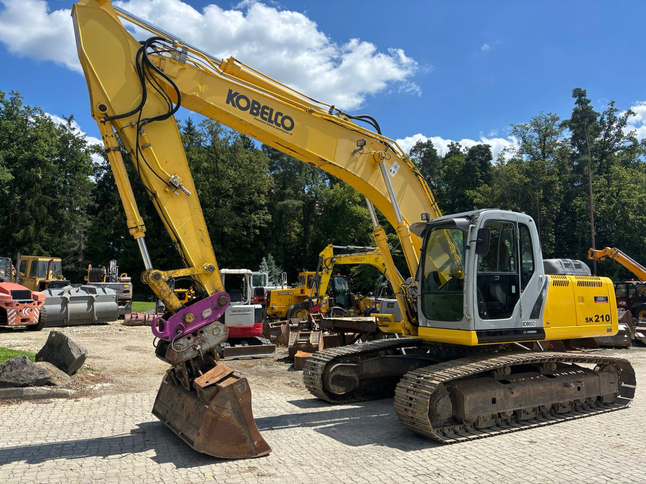 NEW HOLLAND Kobelco E 215 B - Escavadora de rastos: foto 3 NEW HOLLAND Kobelco E 215 B - Escavadora de rastos: foto 3