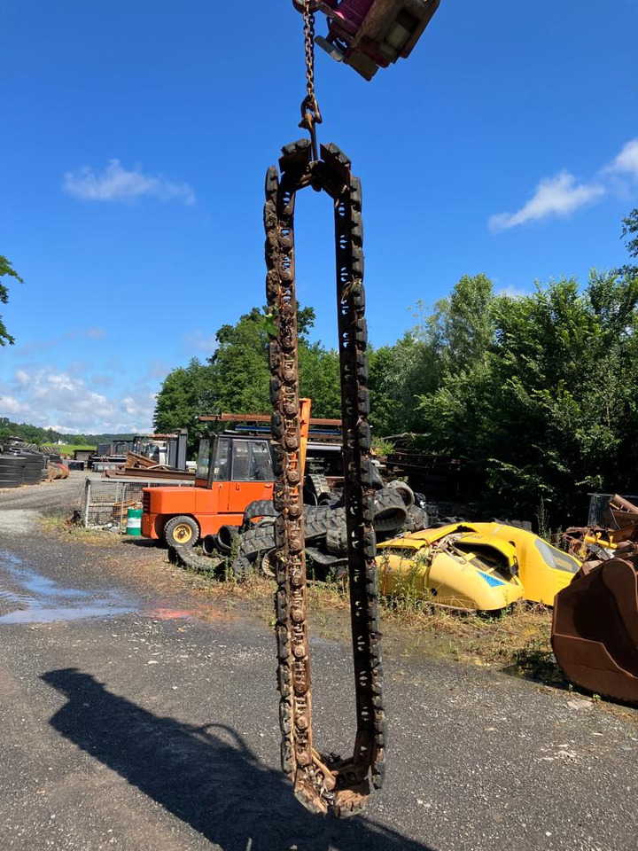 Chains for CAT 308 used - Peça de reposição por Mini escavadeira: foto 4 Chains for CAT 308 used - Peça de reposição por Mini escavadeira: foto 4