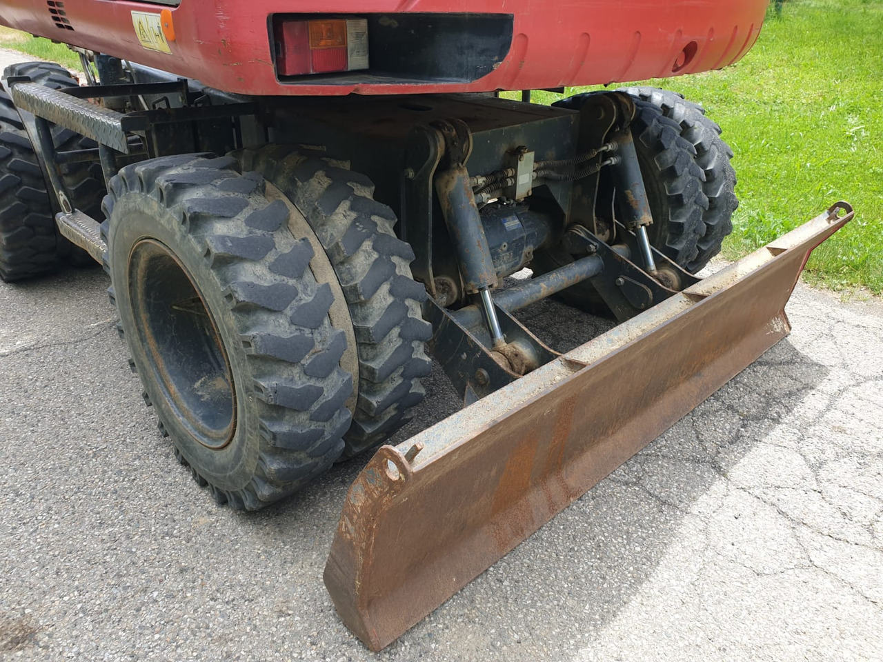Escavadeira de rodas TAKEUCHI TB 175W: foto 9