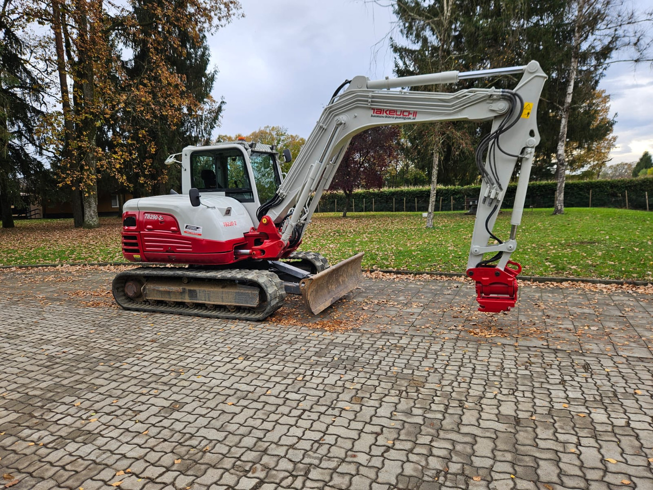 TAKEUCHI TB 290-2 - Mini escavadeira: foto 5 TAKEUCHI TB 290-2 - Mini escavadeira: foto 5