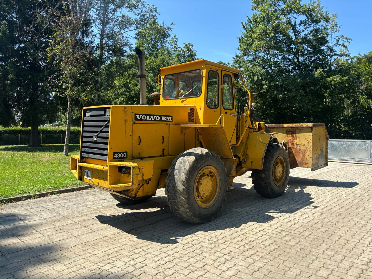 VOLVO BM 4300 - Pá carregadora de rodas: foto 5 VOLVO BM 4300 - Pá carregadora de rodas: foto 5
