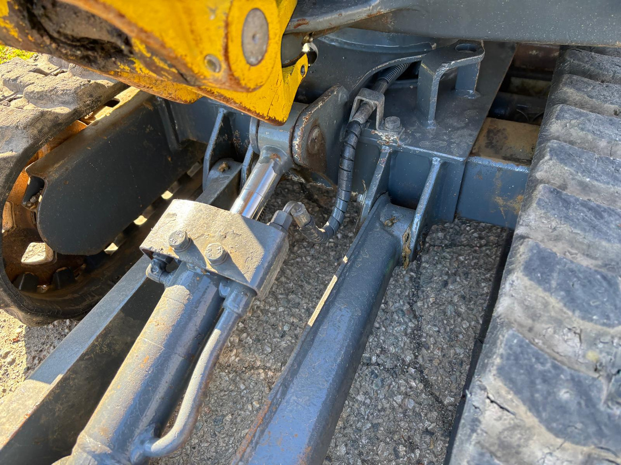 Mini escavadeira WACKER Neuson 803: foto 9